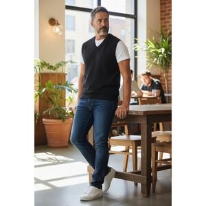 Hart Schaffner Marx Extra Fine Merino Wool Sweater Vest Mens Size Large Black